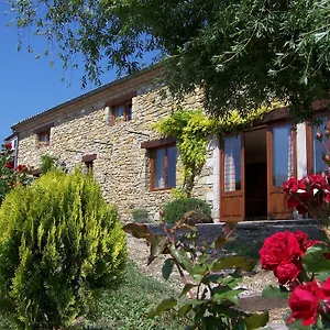 Couette-café D'hôtes Les Junchas, Bourdeaux